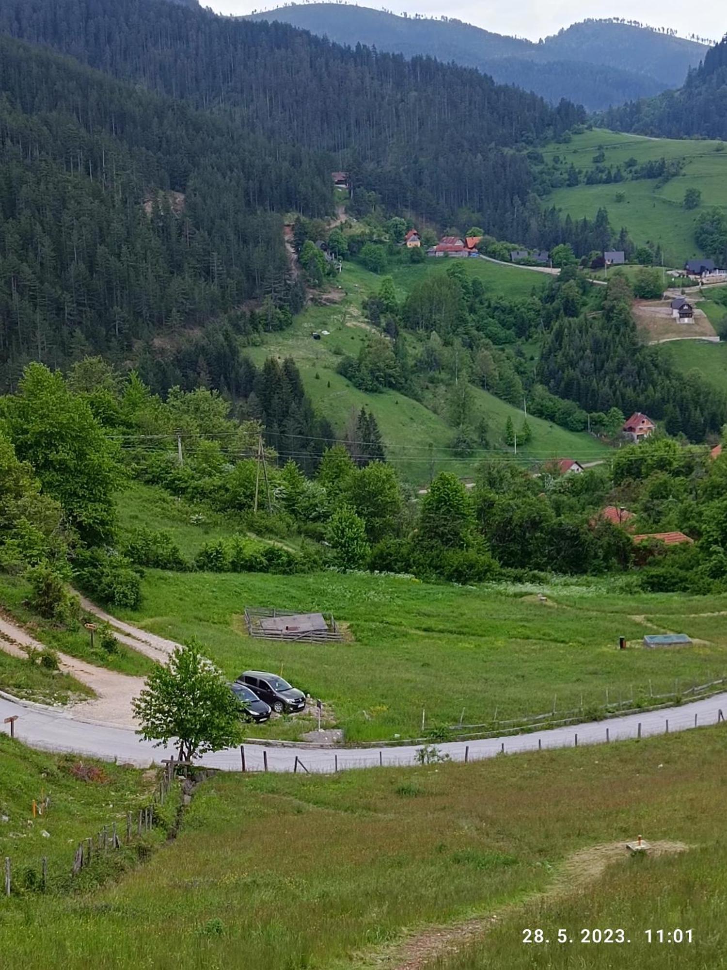 Hotel Ljubav Stara Zaovine Lazici Exterior foto