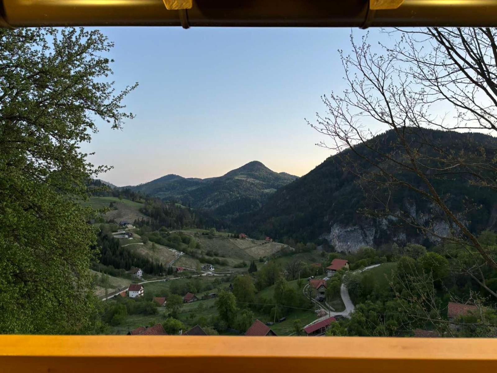 Hotel Ljubav Stara Zaovine Lazici Exterior foto